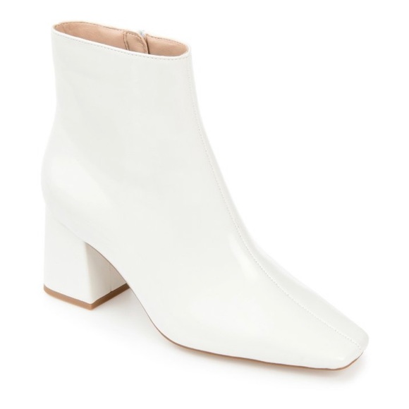 Size 9 Women’s Booties - Journee Collection #1714 - Picture 10 of 16